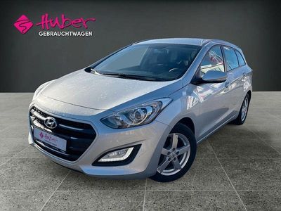 Silber Gebraucht 2017 Hyundai i30 Kombi | 9.390 € (Guter Preis)