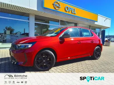 Gebraucht Opel Corsa 101 PS (74 kW) 2025 Lackierung peperoncino red/typ aussenverkleidung metalliclackierung Kleinwagen