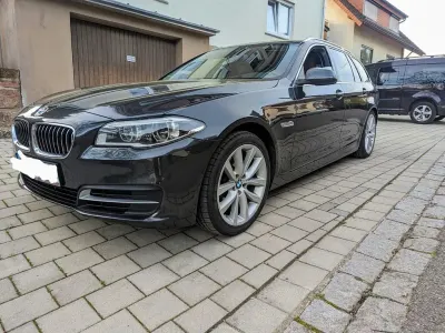 Gebraucht BMW 520 Sport Line 190 PS (139 kW) 2015 Grau Kombi