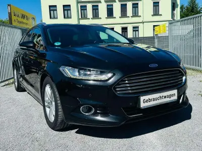 Gebraucht Ford Mondeo Titanium 179 PS (131 kW) 2015 Schwarz Kombi