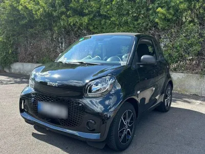 Gebraucht Smart ForTwo Coupé 60 kW (82 PS) 2021 Schwarz Coupé
