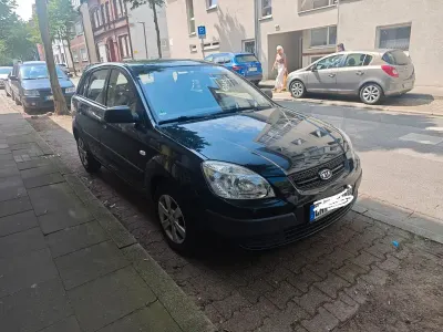 Gebraucht Kia Rio Basis 97 PS (71 kW) 2009 Limousine