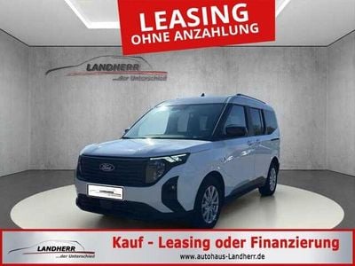 Gebraucht Ford Tourneo Courier Titanium 125 PS (91 kW) 2025 Weiß Van / Kleinbus