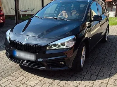 Gebraucht BMW 220 Gran Tourer Performance 190 PS (139 kW) 2016 Schwarz Van / Kleinbus