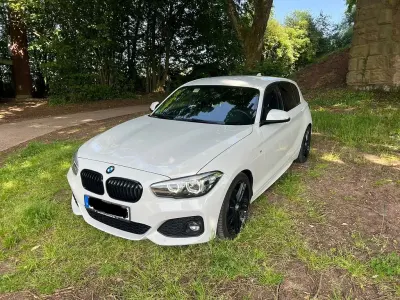 Używany BMW 120 Shadowline 190 KM (139 kW) 2017 Biały Hatchback
