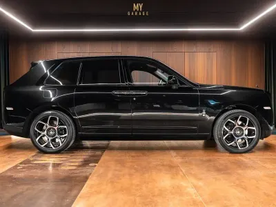 Gebraucht Rolls Royce Cullinan 600 PS (441 kW) 2023 Schwarz SUV