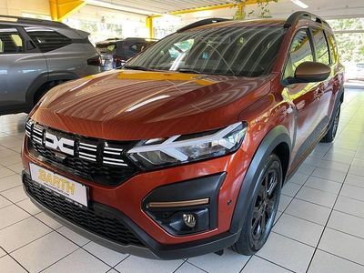 Gebraucht Dacia Jogger Extreme 101 PS (74 kW) 2024 Terrakottabraun Van / Kleinbus