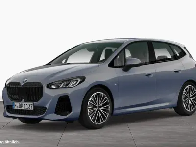 Gebraucht BMW 223 Active Tourer M Sport 204 PS (150 kW) 2023 Grau Van / Kleinbus