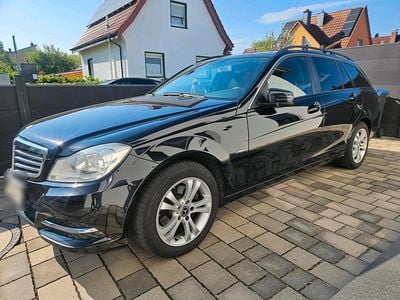 Usata Mercedes C180 156 CV (114 kW) 2012 Nero Station wagon