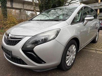 Silber Gebraucht 2013 Opel Zafira Tourer Selection Van / Kleinbus | 3.950 € (Fairer Preis)