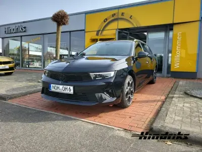 Gebraucht Opel Astra Ultimate 131 PS (96 kW) 2023 Schwarz Kleinwagen