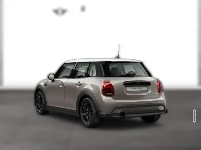 Gebraucht Mini Cooper 136 PS (100 kW) 2023 Grau metallic Kleinwagen