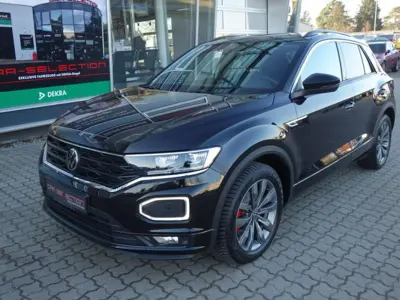 Second-hand VW T-Roc R-line 190 CP (139 kW) 2022 Negru SUV