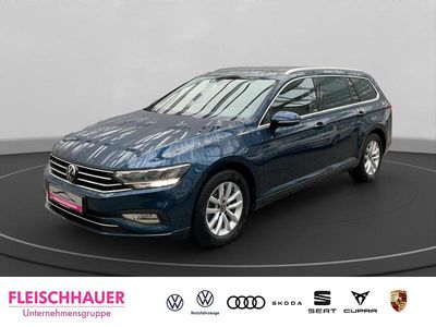 Gebraucht VW Passat Business 150 PS (110 kW) 2023 Blau Kombi