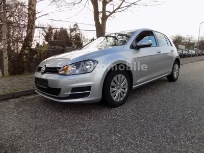 Gebraucht VW Golf VII Trendline 86 PS (63 kW) 2015 Silber Limousine