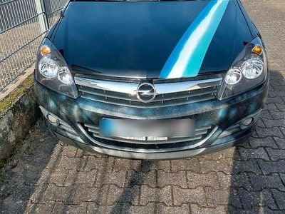 Schwarz Gebraucht 2006 Opel Astra GTC Coupé | 500 €