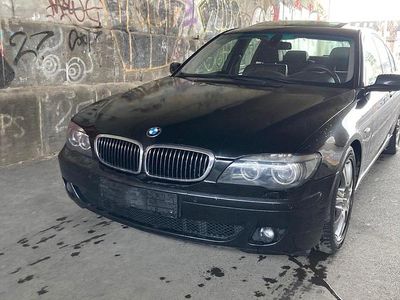 BMW 730