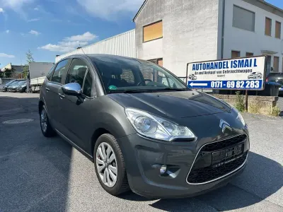 Gebraucht Citroën C3 Advance 60 PS (44 kW) 2012 Grau Limousine