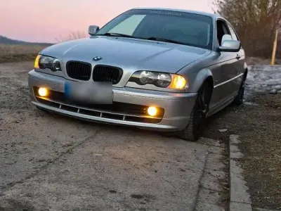 Gebraucht BMW 320 150 PS (110 kW) 1999 Silber Coupé