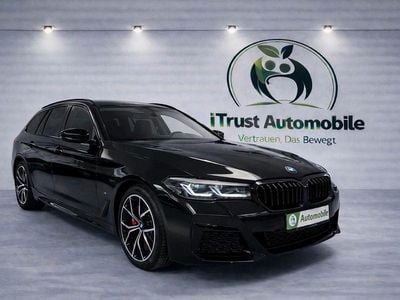Gebraucht BMW 520 M Sport 190 PS (139 kW) 2023 Schwarz Kombi