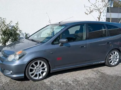 Gebraucht Honda Stream 156 PS (114 kW) 2004 Grau Van / Kleinbus
