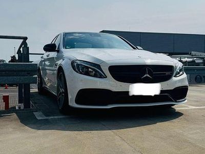 Mercedes C63 AMG