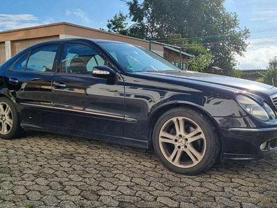 Mercedes E270