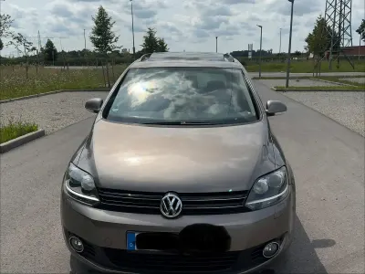 Gebraucht VW Golf Plus Cross 122 PS (89 kW) 2011 Gold Van / Kleinbus