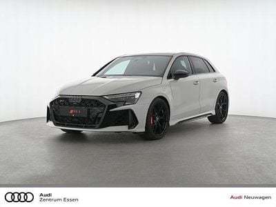Neu Audi RS3 Sport 400 PS (294 kW) 2026 Grau Limousine