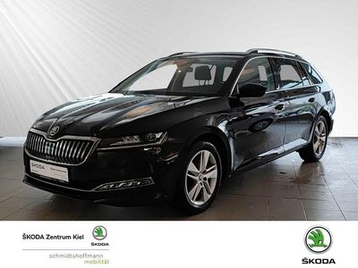Gebraucht Skoda Superb Style 150 PS (110 kW) 2022 Schwarzmagic perleffekt Kombi