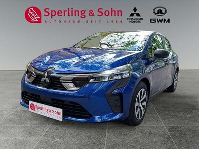 Neu Mitsubishi Colt Basis 67 PS (49 kW) 2025 Royal blau Limousine