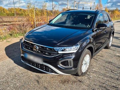 Gebraucht VW T-Roc Life 150 PS (110 kW) 2024 Schwarz SUV
