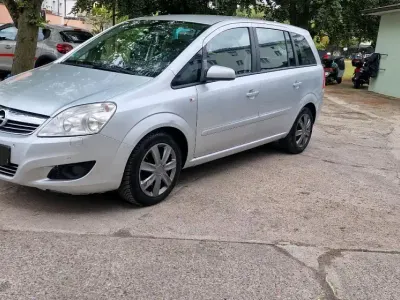 Gebraucht Opel Zafira 125 PS (91 kW) 2009 Silber Van / Kleinbus