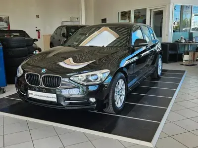 Gebraucht BMW 116 Sport Line 136 PS (100 kW) 2012 Schwarz Kleinwagen