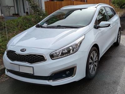 Gebraucht Kia Ceed Sportswagon 135 PS (99 kW) 2018 Weiß Kombi