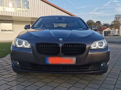 Second-hand BMW 523 Sport Line 204 CP (150 kW) 2012 Maro Berlinǎ