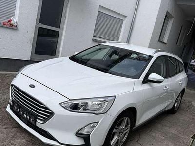 Gebraucht Ford Focus 101 PS (74 kW) 2019 Weiß Kombi