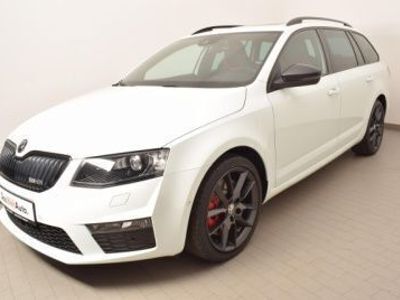 Weiß Gebraucht 2015 Skoda Octavia RS Kombi | 22.440 €