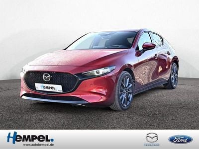 Neu Mazda 3 140 PS (102 kW) 2026 Rot Limousine