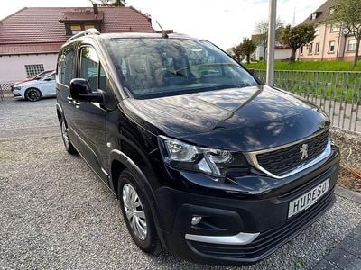 Usata Peugeot Rifter Active 131 CV (96 kW) 2019 Nero Monovolume