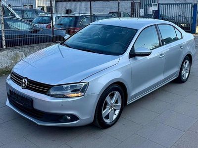 Gebraucht VW Jetta Comfortline 105 PS (77 kW) 2011 Silber Limousine