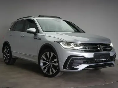 Gebraucht VW Tiguan R-line 150 PS (110 kW) 2023 Reflexsilber SUV