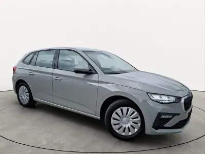 Gebraucht Skoda Scala Essence 95 PS (69 kW) 2024 Grau Kleinwagen