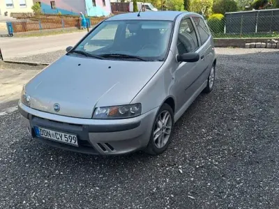 Usata Fiat Punto 80 CV (58 kW) 2002 Beige Utilitaria