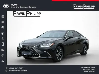 Gebraucht Lexus ES300 Business Edition 218 PS (160 kW) 2025 Graphitschwarz Limousine