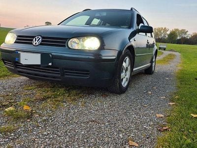 Gebraucht VW Golf IV Highline 105 PS (77 kW) 2001 Grün Kombi