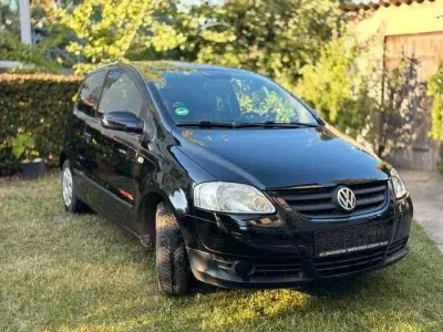 Gebraucht VW Fox 54 PS (39 kW) 2007 Schwarz Kleinwagen