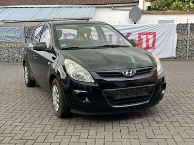 gebraucht Hyundai i20 Classic*5TÜRIG*KLIMA*8-FACHBEREIFT*