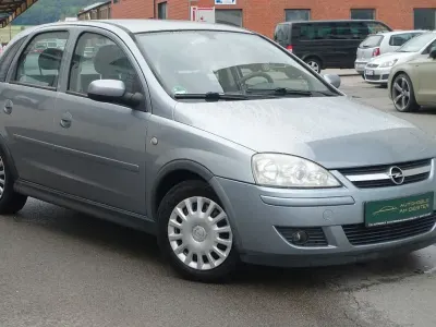 Gebraucht Opel Corsa Edition 80 PS (58 kW) 2006 Silber Kleinwagen