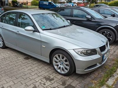 gebraucht BMW 318 e90 i - Defekt (Steuerkette, Lambdasonde, Öldruck)